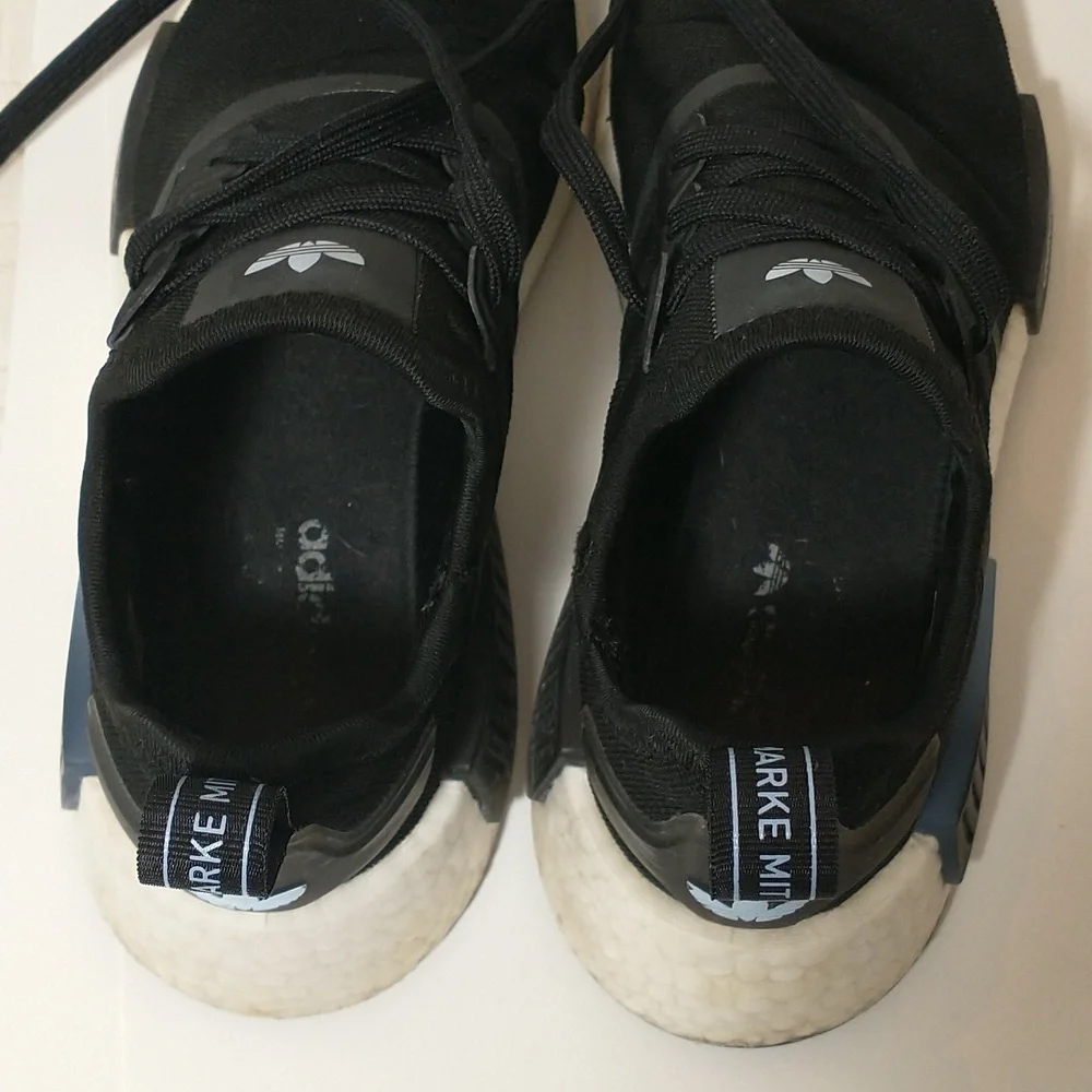 Adidas NMD R1‎ PrimeBlue, Size 6, Black White And Blue